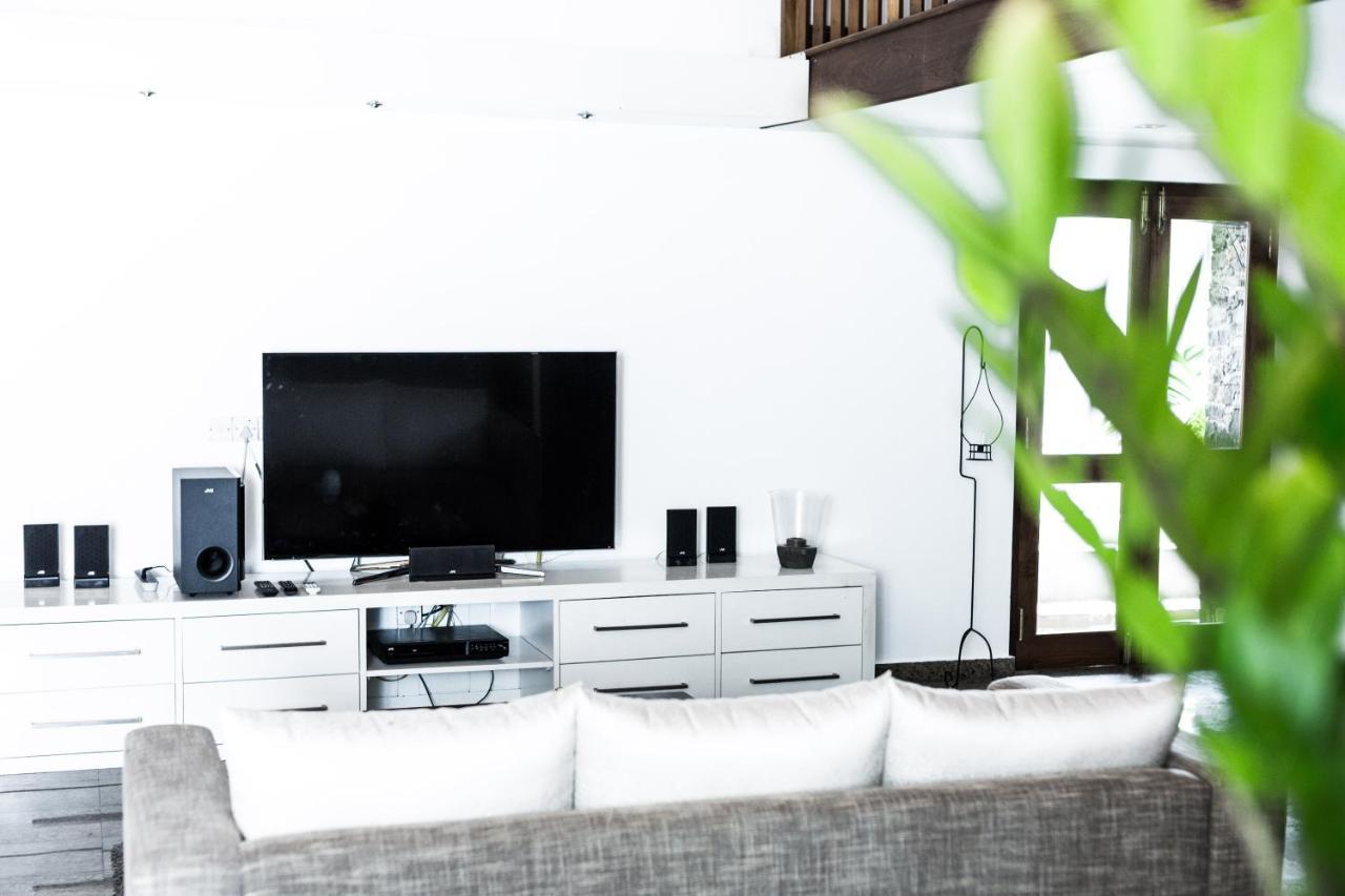 Villa White Queen
