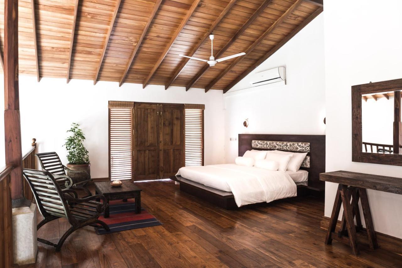 White Queen Villa